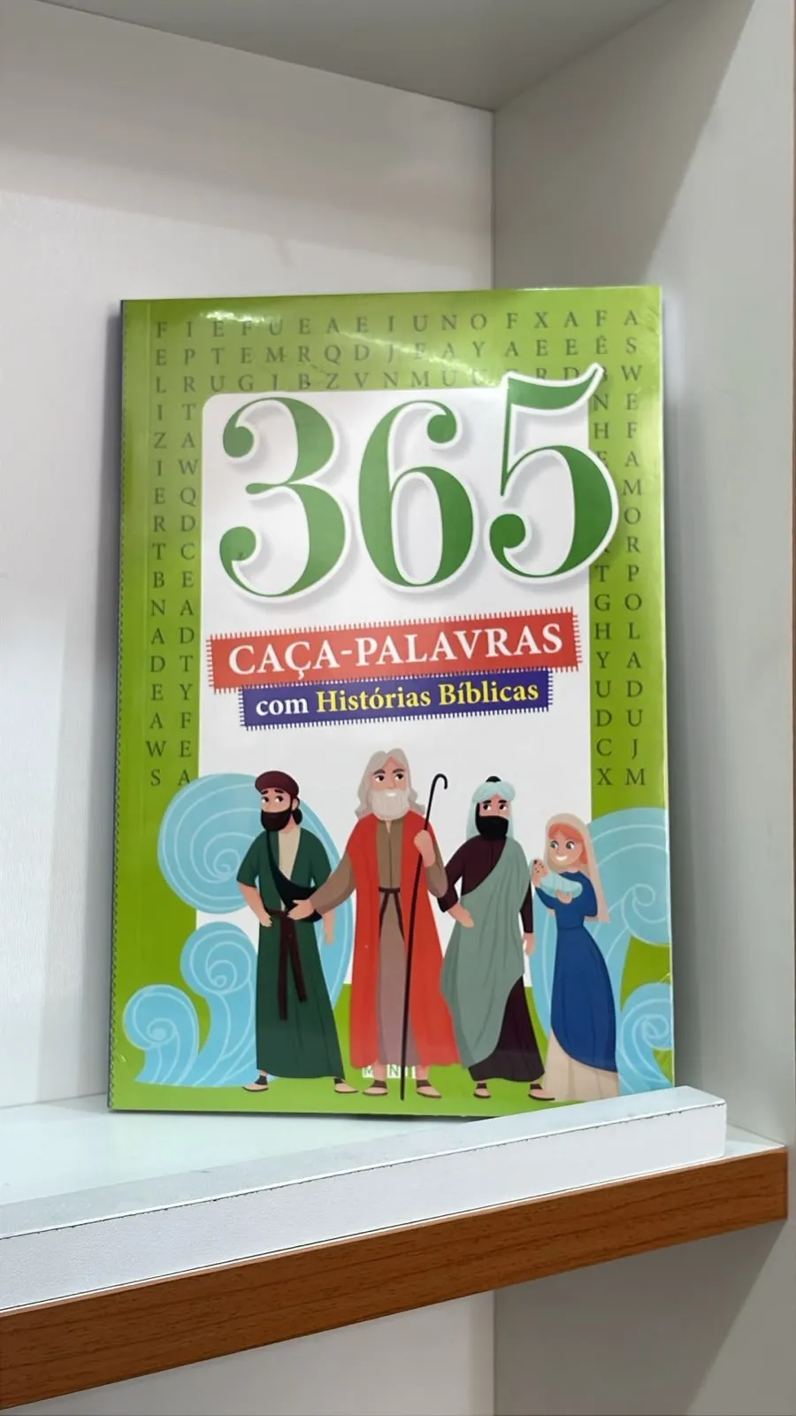 Livro 365 Caça-Palavras com Histórias Bíblicas com capa verde e personagens bíblicas